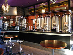 Vault Brewing - main-bar